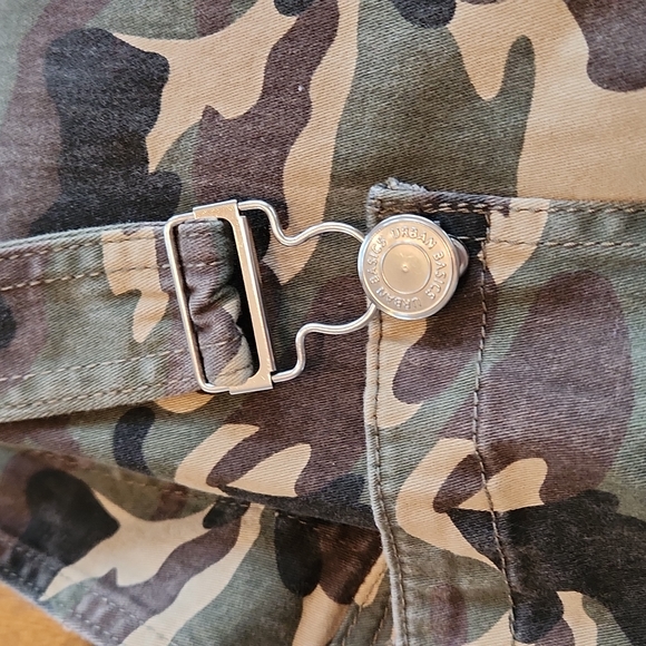 U B 2 URBAN BASICS CAMO OVERALLS - Picture 7 of 12